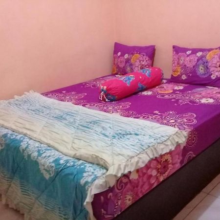 Adelya Homestay Praya Luaran gambar